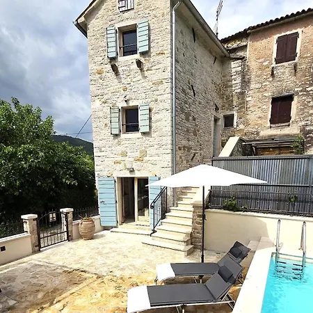 Crogo Casa