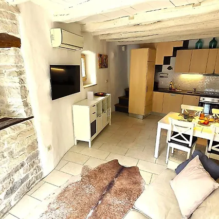 Crogo Casa * Gradinje