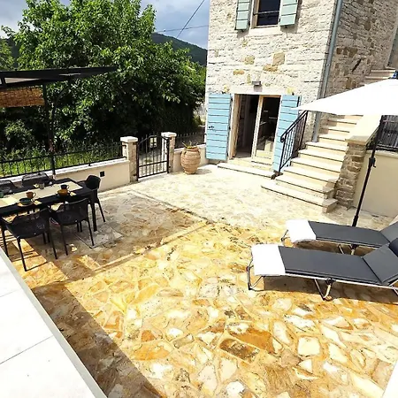 Crogo Casa