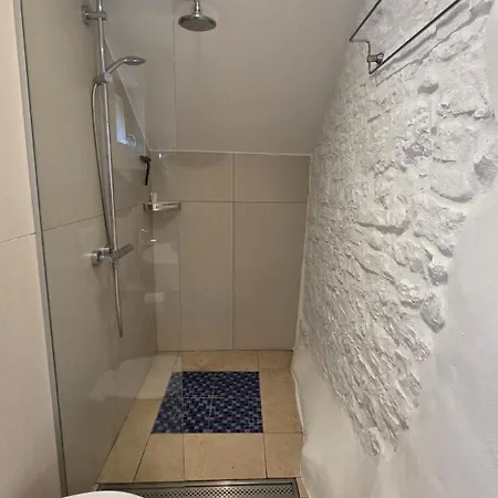 بيت للعطل Crogo Casa